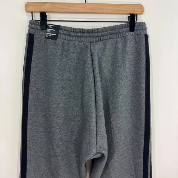 Adidas Essentials 3 Stripe Fleece Track Pants Men’s Size Small Dark Gray Heather - Picture 7 of 13